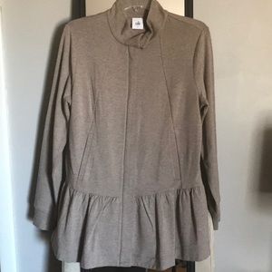 Cabi Weekend Topper NWOT